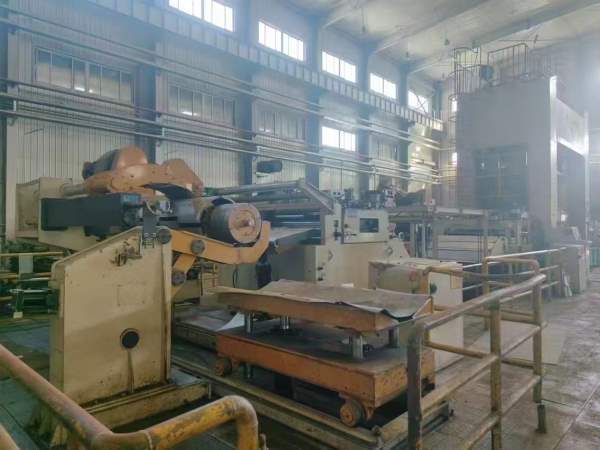 沈阳工地还剩济南二机2230五模冲压线 630吨400吨400吨.