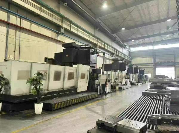 随时可以提货了常州工厂买下74台威立龙门加工中心，型.