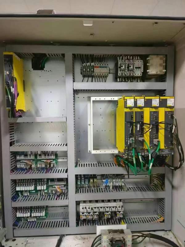 丽驰DV1000立式加工中心三轴高速高精线轨行程:1020x56.