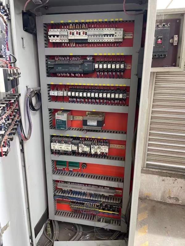 精品湖州3000吨，此机在库，价格不贵，私聊