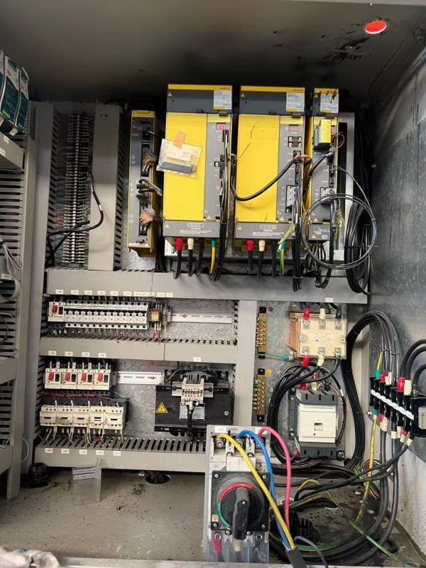 2017年同款四台。台湾油欣精机数控立车VL-450R，主轴.