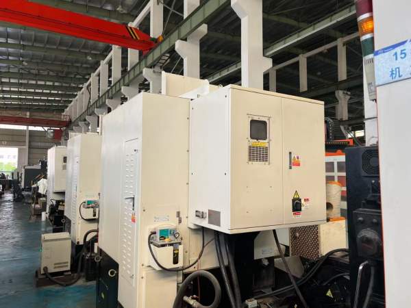 2017年同款四台。台湾油欣精机数控立车VL-450R，主轴.