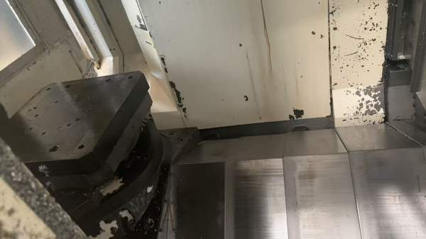 同款三台，高配机型 价格优惠大连日本OKK 500双工位高.