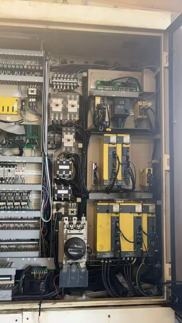 同款三台，高配机型 价格优惠大连日本OKK 500双工位高.