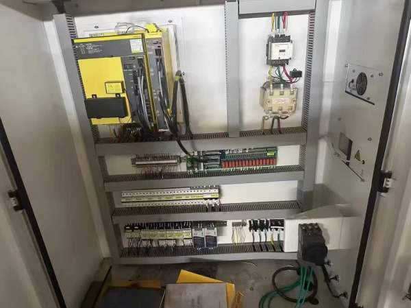 刚刚买下同款两台台湾大畏1715B数控龙门加工中心、工.