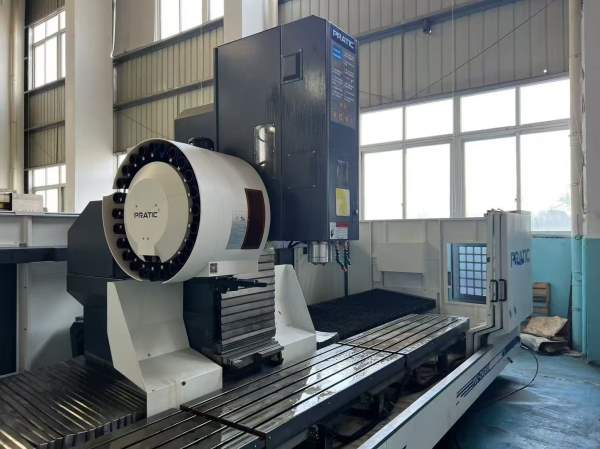 刚刚到货同款四台，23年普拉迪4500型材机，Bt40主轴12.