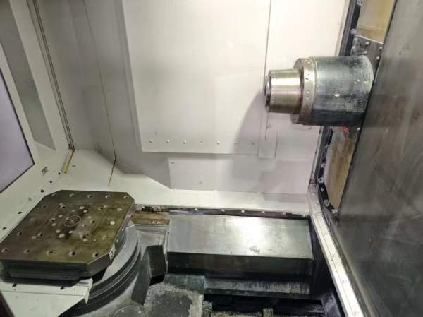 日本原装4000双工位卧加、同款4台、新机原值200万左右.