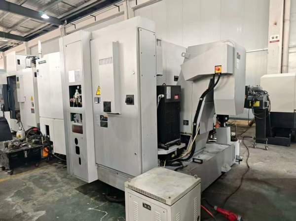 日本原装4000双工位卧加、同款4台、新机原值200万左右.