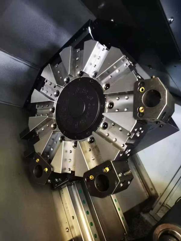 刚买下 迪恩LYNX305斜车系统：发那科TF Plus行程：X轴.