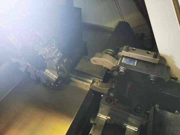 刚买下 迪恩LYNX305斜车系统：发那科TF Plus行程：X轴.