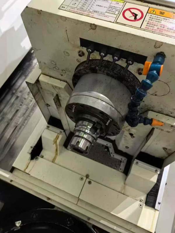 常州工厂在位出售台湾协鸿五轴加工中心型号5A-65E设备.