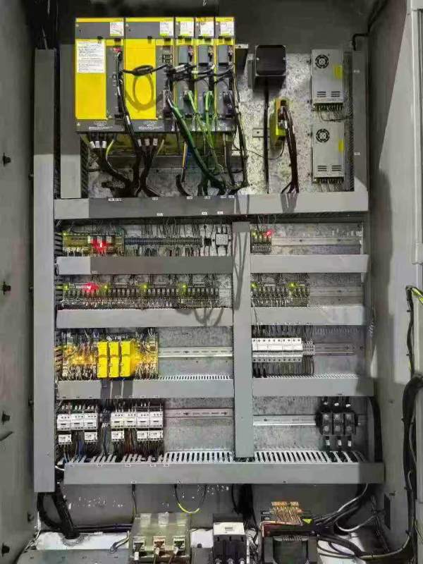 台湾乔威进MH4226数控龙门加工中心，（同款4台）工作.