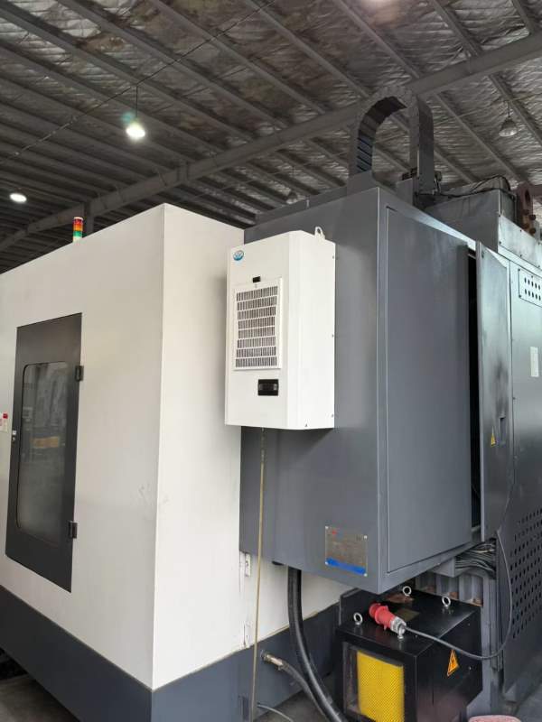 纽威1580三轴硬轨