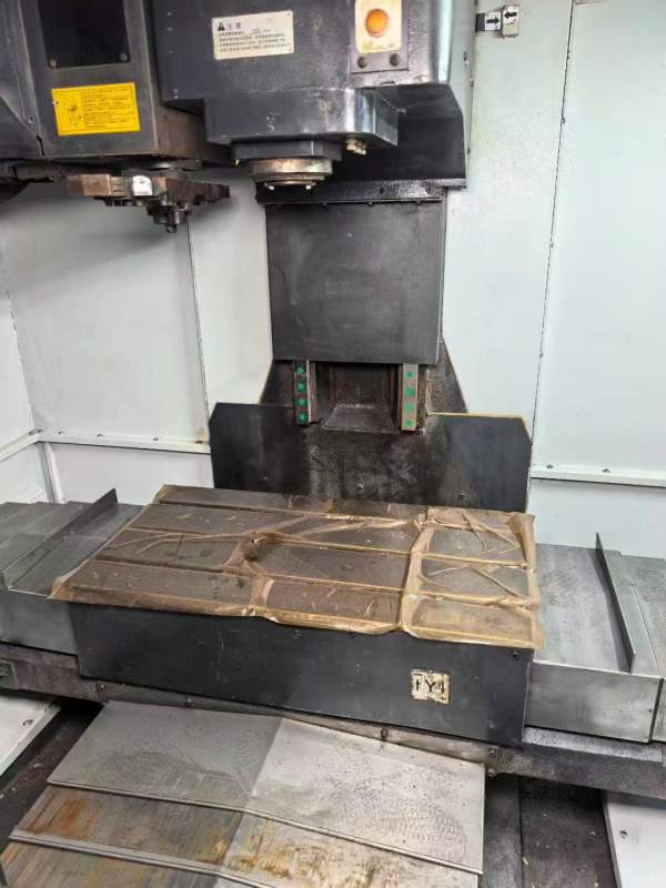 斗山CNM-560立加三轴滚柱线规，24把刀库主轴BT40，直.