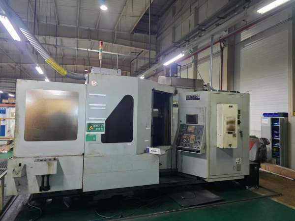 韩国原装进口威亚630卧加，双工位，2010年10月，BT50.