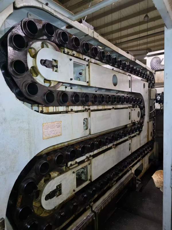 韩国原装进口威亚630卧加，双工位，2010年10月，BT50.