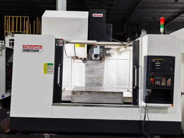 苏州德扬CV1165加工中心2022年2台  BT 50主轴发那科MF.