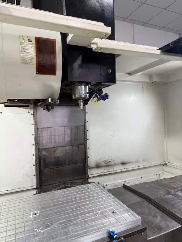 汉工1370加工中心，三菱M80A包系统，BT40主轴10000转.