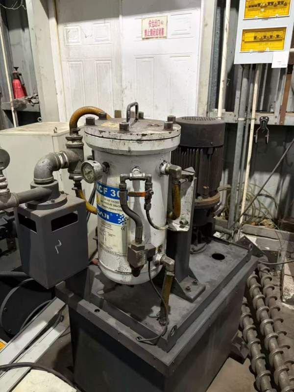 同款两台2018年纽威HM805T双工作台卧加，到T结构，发.