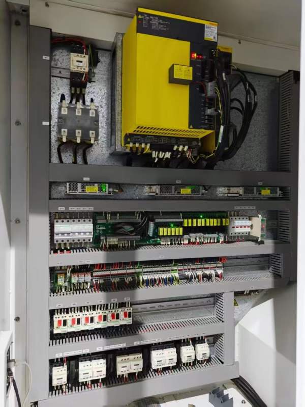 德扬1370重型加工中心2022年发那科OI-MFPlus系统BT50.