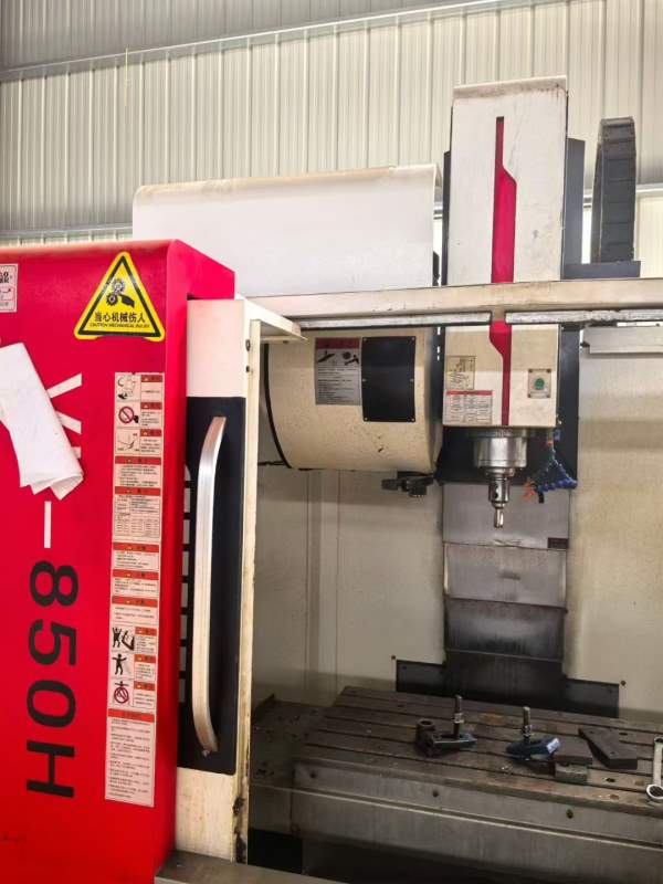 工期已到，在位便宜处理，巨高重型850H加工中心1台， .