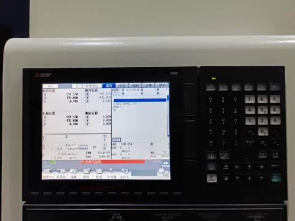 新到一台2022年保银1160加工中心，三菱M80，BT40主轴.