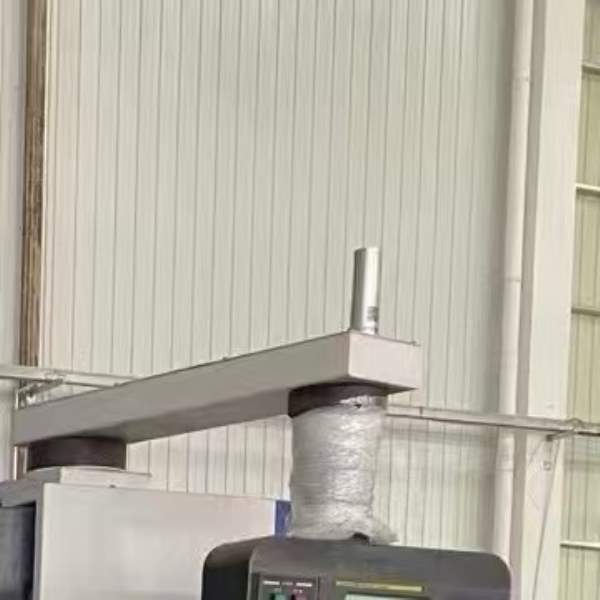 2018年威亚F500加工中心，三轴线轨，发那科系统，bt40.