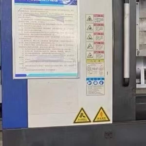 2018年威亚F500加工中心，三轴线轨，发那科系统，bt40.