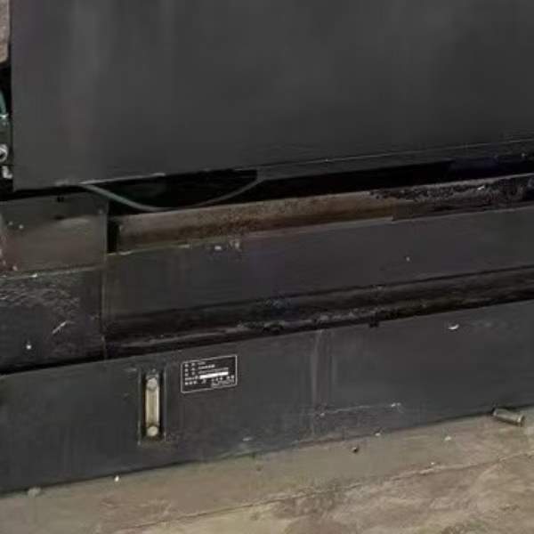 2018年威亚F500加工中心，三轴线轨，发那科系统，bt40.