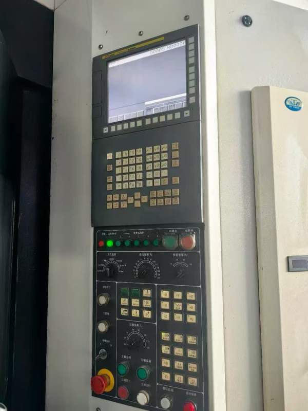 2018年苏州纽威500双工位卧加双工作台交换三轴滚柱导.