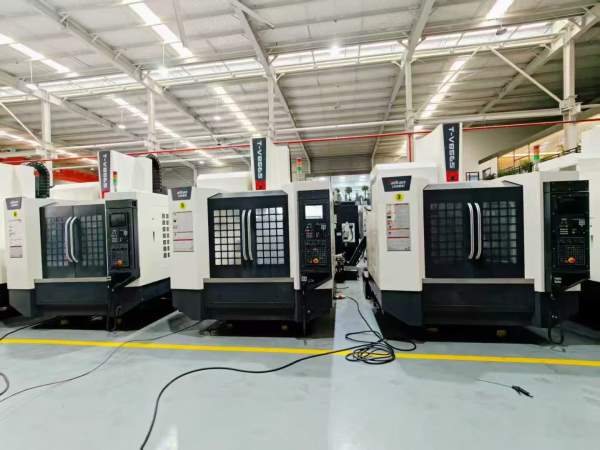 买下4台台群856S全部带液压四轴