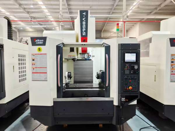 买下4台台群856S全部带液压四轴