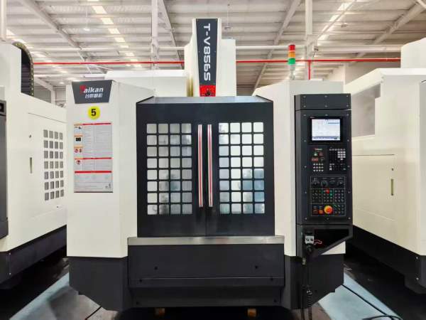 买下4台台群856S全部带液压四轴