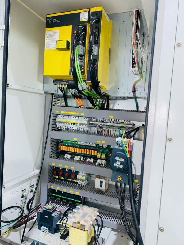 刚到同款4台2023年产国盛CMV855E重型加工中心，三轴45.