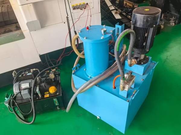 很便宜的630卧加，带中心出水