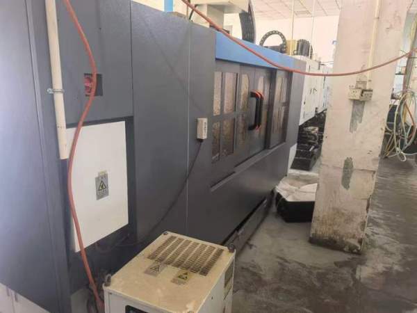 工厂在位出售:2022年深圳产2012龙门雕铣机，2米1.2米.