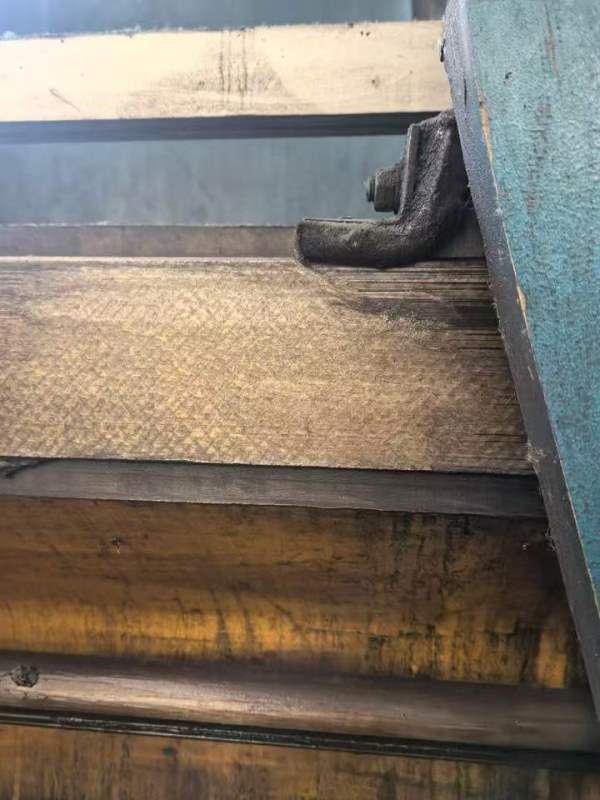 刚刚买下齐齐哈尔机床厂C5123立车床，加工直径2300mm.