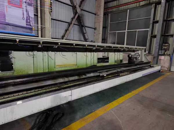 精品618010米数控车床两台，广数980TDi系统，已到仓库.