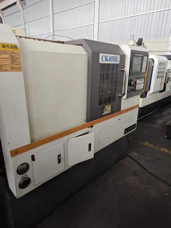 精品云南精机45斜轨车床，6寸卡盘，8工位刀塔，凯恩帝.