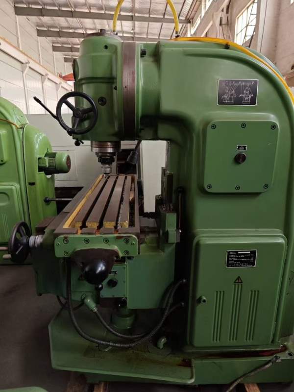 新机二手价，几乎全新北京XA5032铣床，高价出售