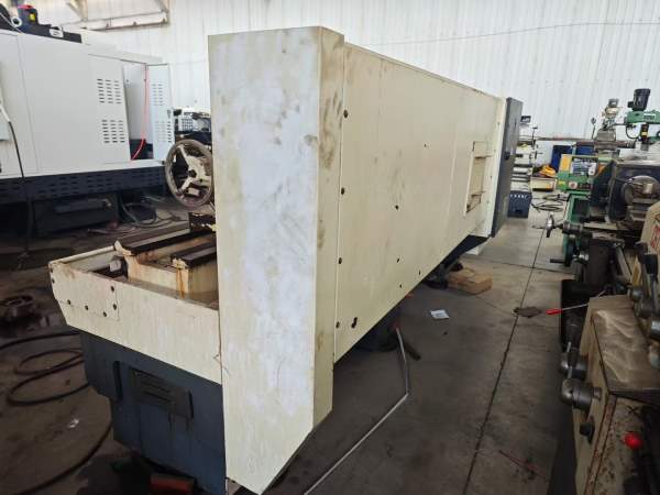 刚刚到货:精品云南机床厂CYK61502米数控车床，发那科.