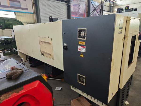 刚刚到货:精品云南机床厂CYK61502米数控车床，发那科.