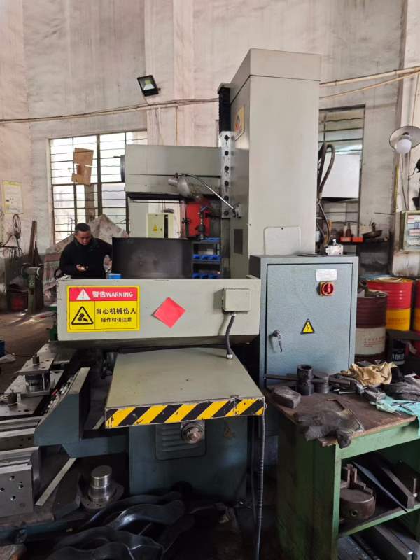 精品2015年桂北71631.25米平面磨床，630mm1.25米，工.