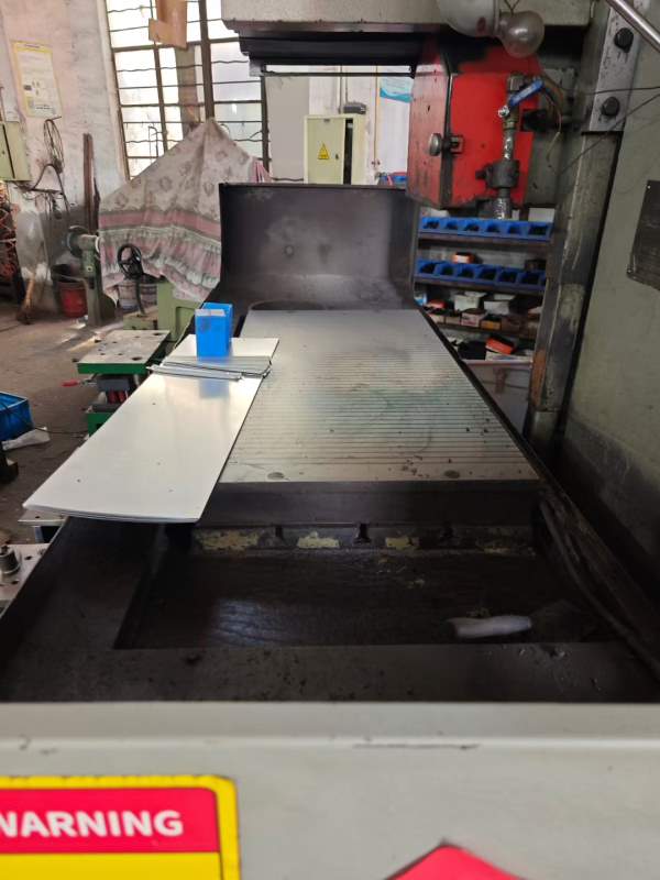 精品2015年桂北71631.25米平面磨床，630mm1.25米，工.