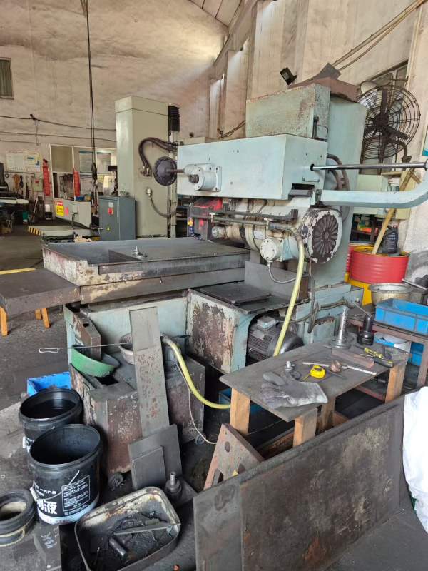 南通二机7150平面磨床，工厂闲置，超低价出售