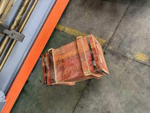 全新机到货:兰州星火CW6180D6米车床，加工长度6米，促.