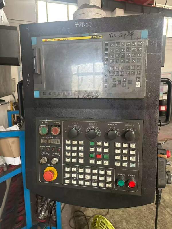 纽威4028龙门加工中心，工作台2米4米，门宽2.8米，门.